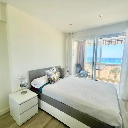 Gemelos 1 Modern Seaviews